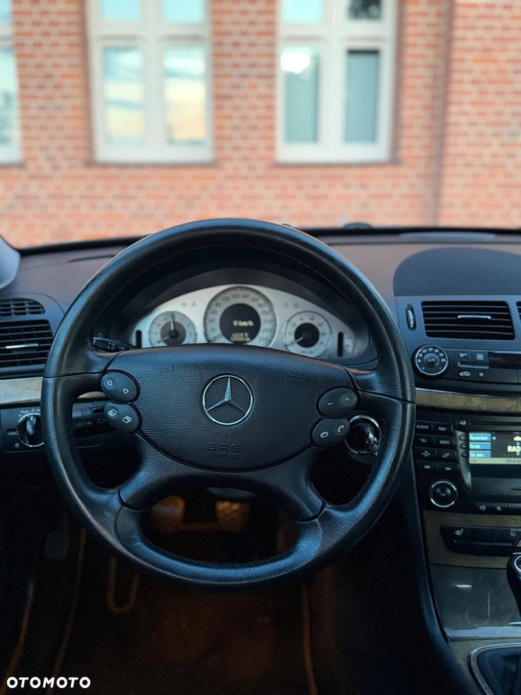 Mercedes-Benz Klasa E 200 Kompressor Avantgarde - 17