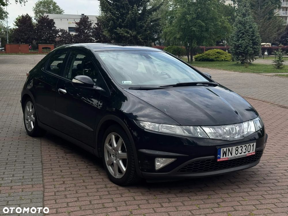 Honda Civic 1.8 Comfort - 1