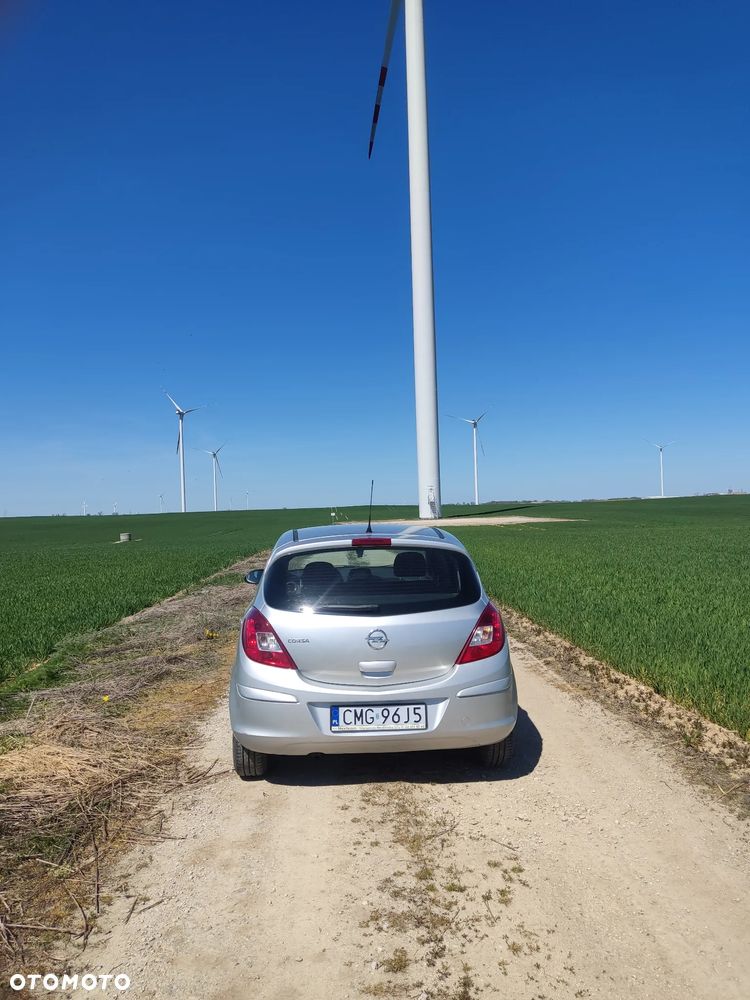 Opel Corsa - 4