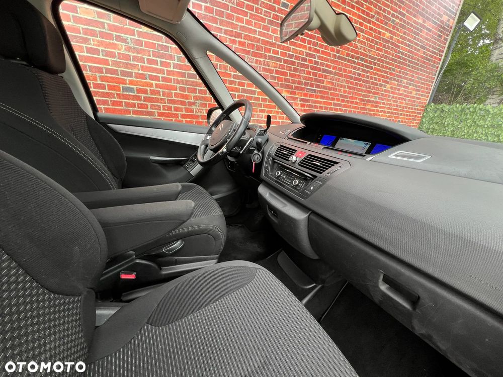 Citroën C4 Picasso - 10
