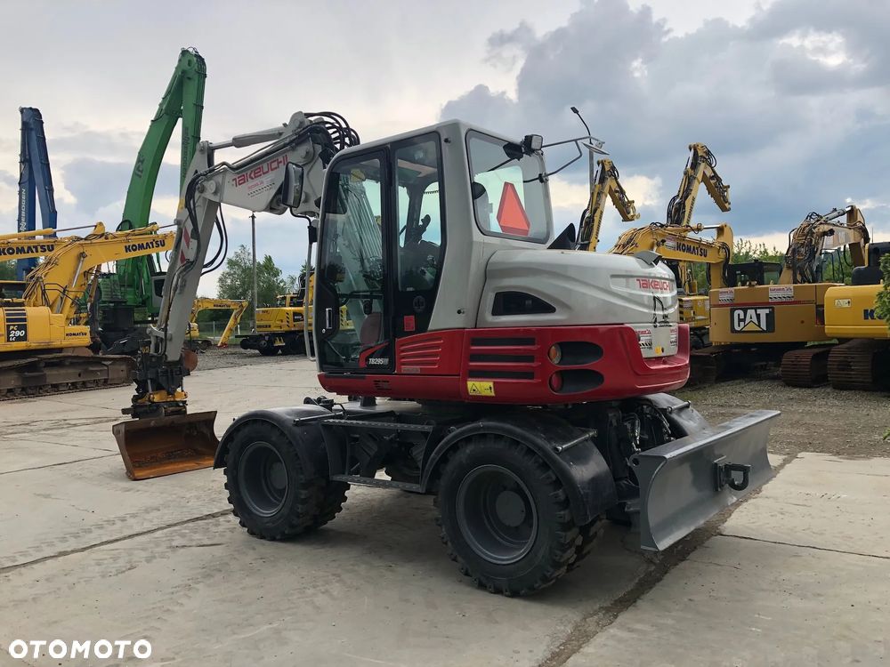 Takeuchi TB295W - 8