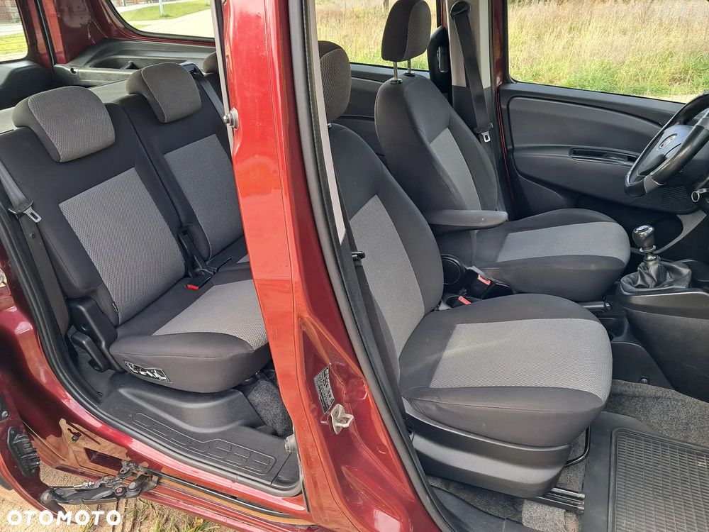 Fiat Doblo - 8