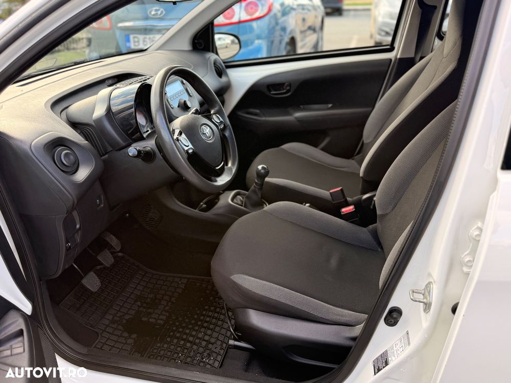 Toyota Aygo x-cite - 7