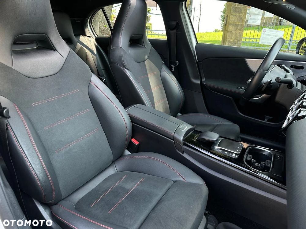 Mercedes-Benz Klasa A 250 4-Matic AMG Line 7G-DCT - 25