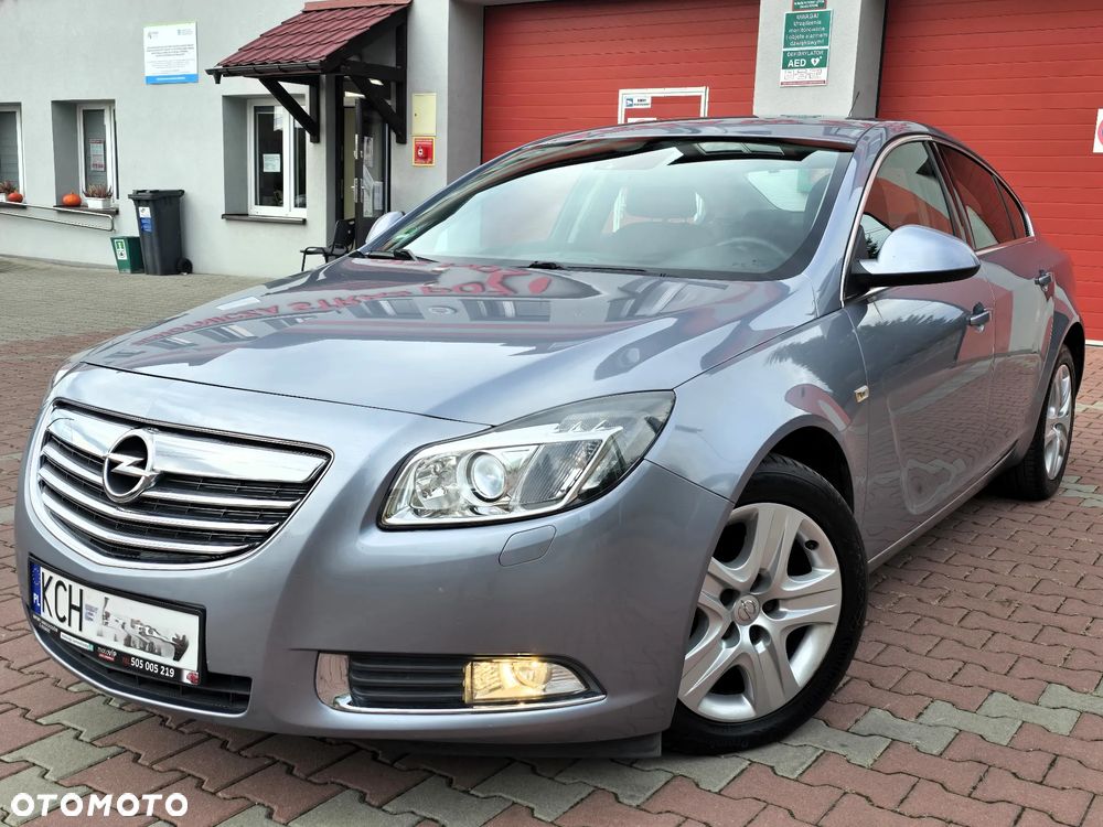Opel Insignia 1.8 Cosmo - 1