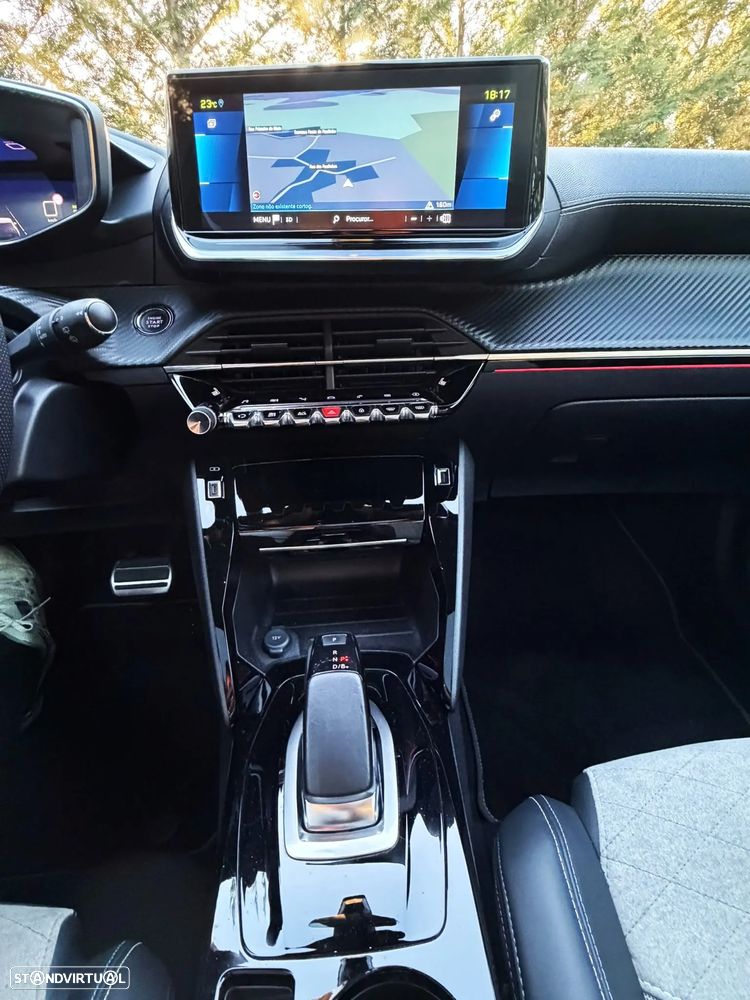 Peugeot e-2008 GT Pack - 20
