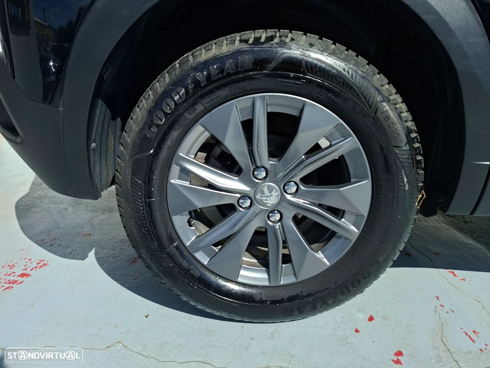 Peugeot 2008 PureTech 130 EAT8 Active - 13