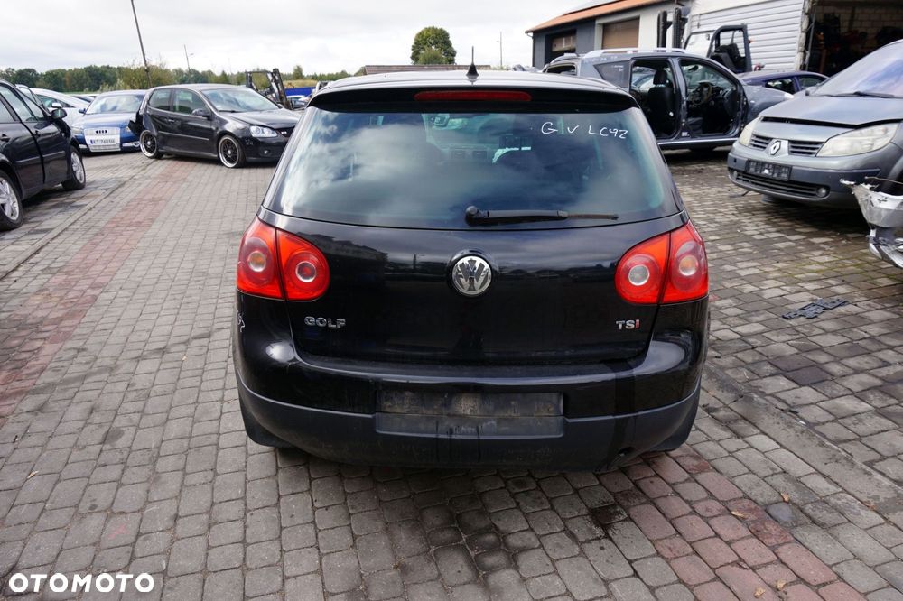 VOLKSWAGEN GOLF V 5D HB 2008 LC9Z 1.4 TSI CAXA 122KM JPG CZARNY na części - 4