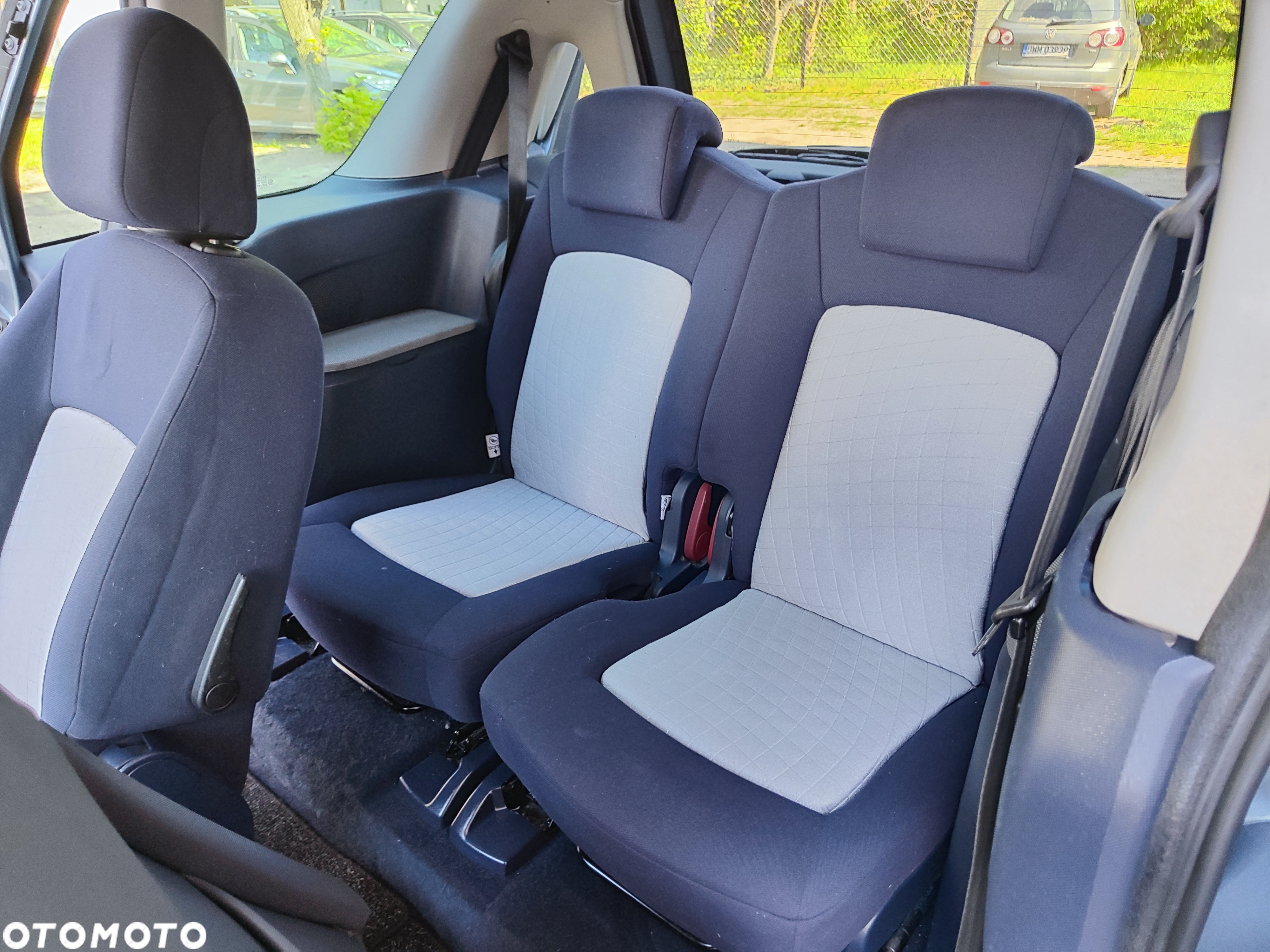 Peugeot 1007 HDi 70 Tendance - 17