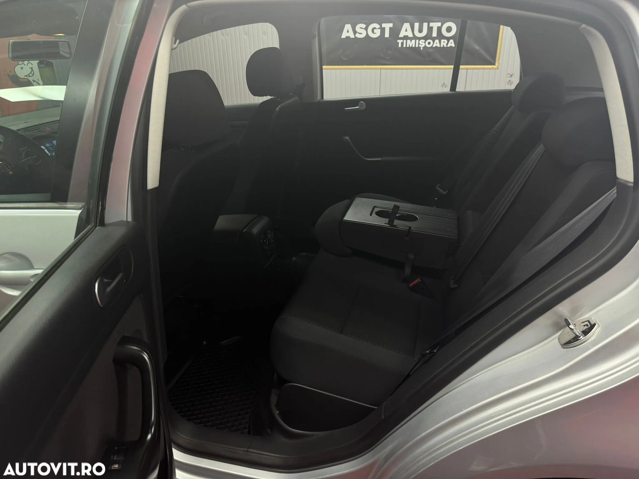Volkswagen Golf Plus - 13