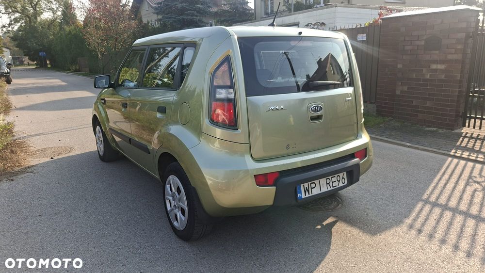 Kia Soul 2010 photo 3