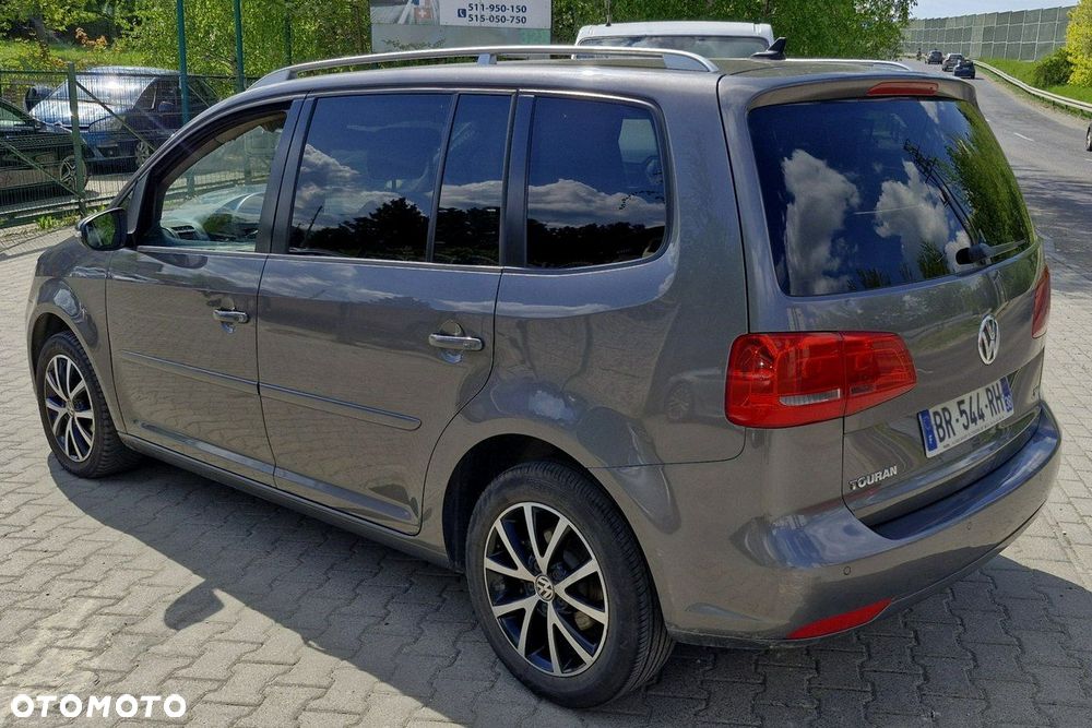 Volkswagen Touran 1.6 TDI DPF BlueMotion Technology STYLE - 3