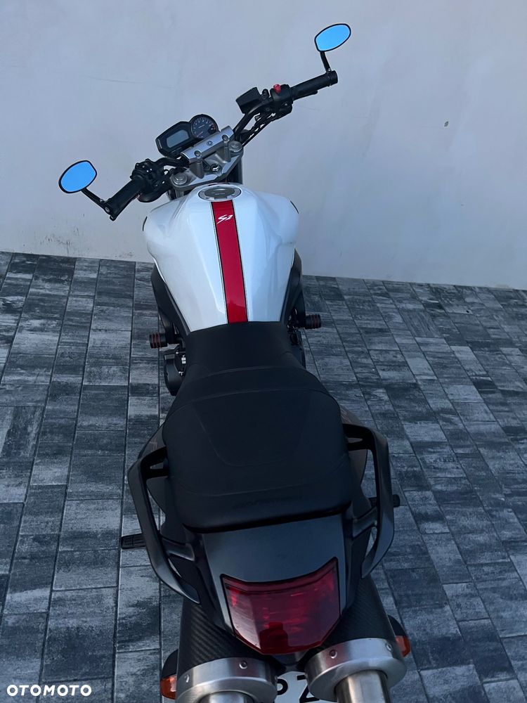 Yamaha FZ6 - 5