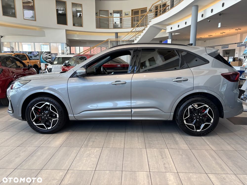 Ford Kuga 1.5 EcoBoost FWD ST-Line X - 2