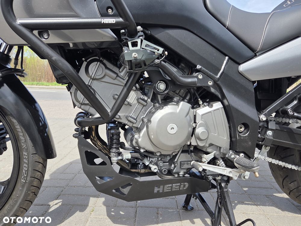 Suzuki V-STROM - 6