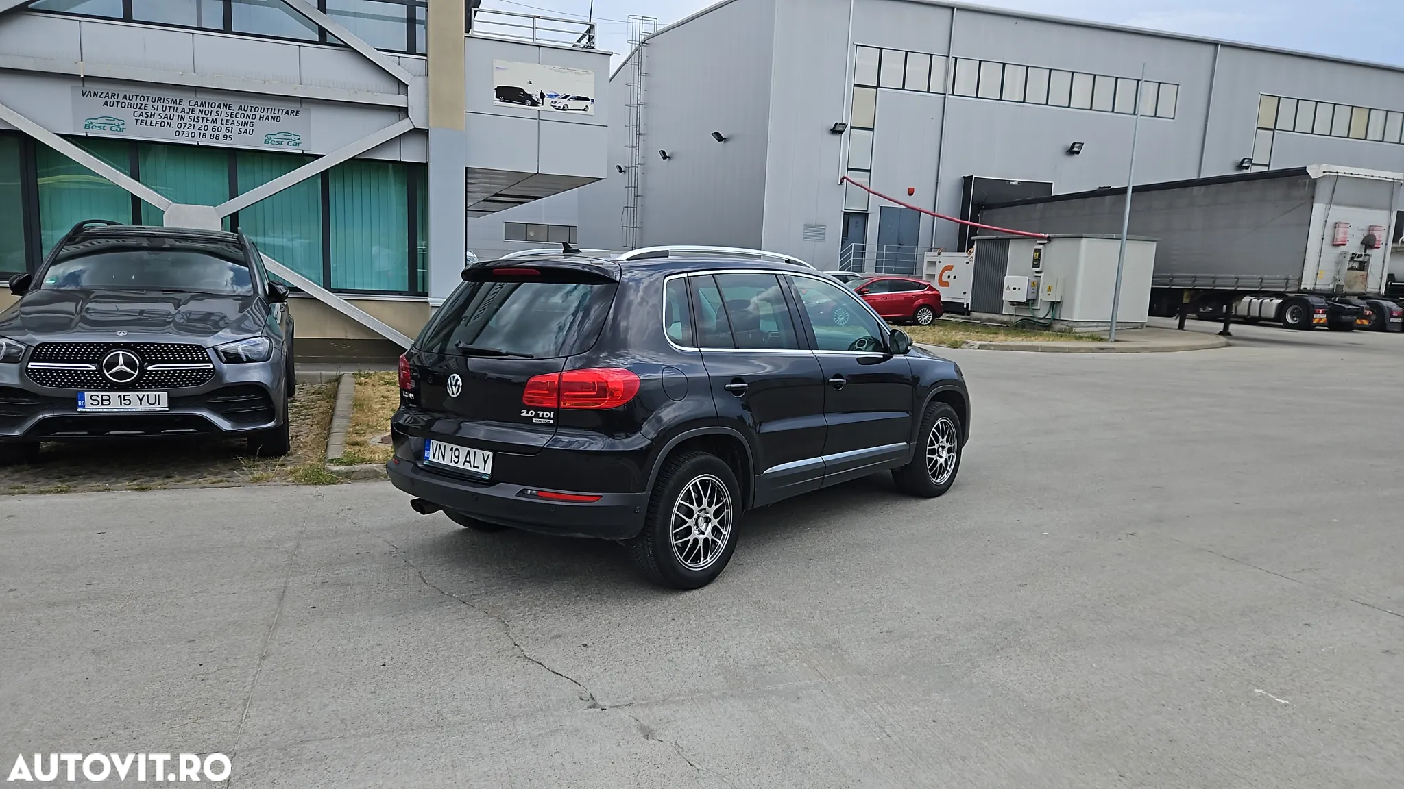 Volkswagen Tiguan 2.0 TDI 4Motion DSG Sport & Style - 5