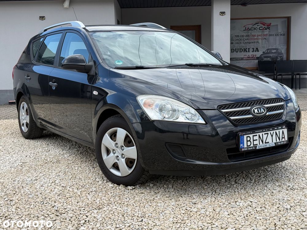 Kia Ceed 1.6 L - 4