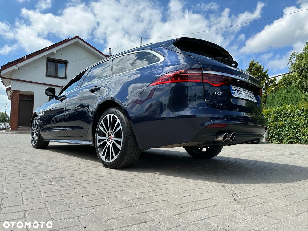 Jaguar XF - 35
