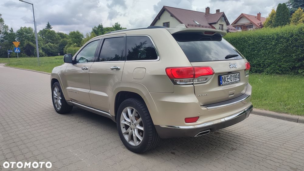 Jeep Grand Cherokee - 4