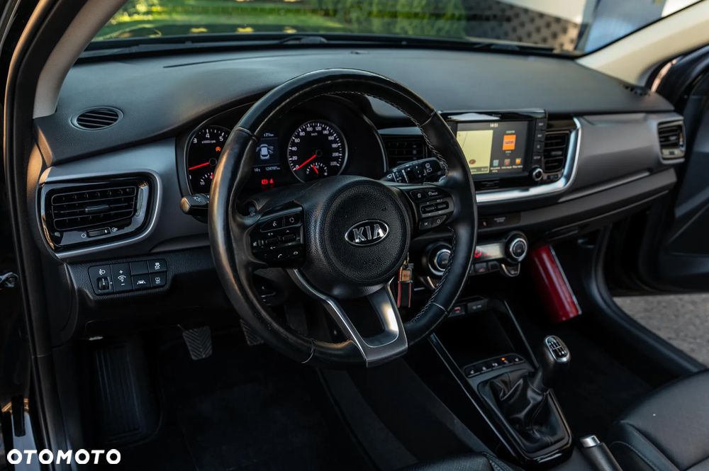 Kia Stonic - 32