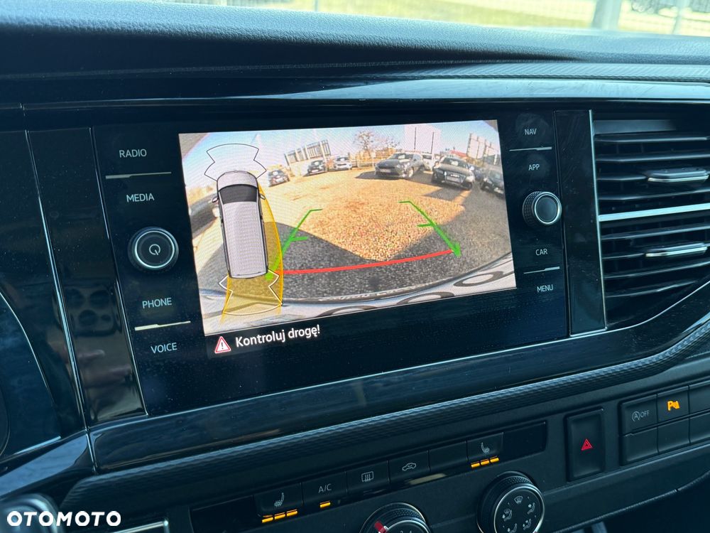 Volkswagen Multivan 2.0 TDI L1 DSG - 25