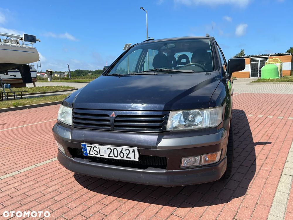 Mitsubishi Space Wagon 2.4 GDI Family - 4