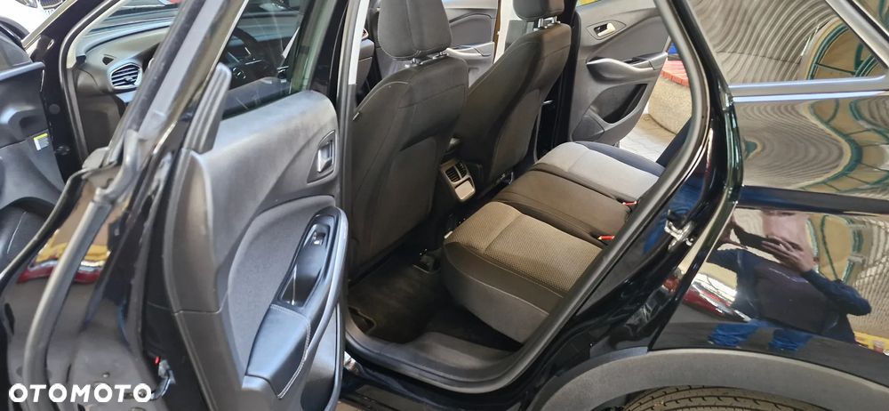 Opel Grandland X 1.2 T GPF Edition S&S - 11