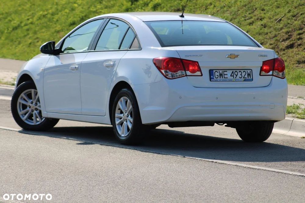 Chevrolet Cruze 1.8 LT - 35