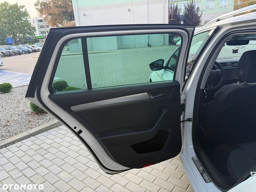 Skoda Superb 2.0 TSI 4x4 Style DSG - 12