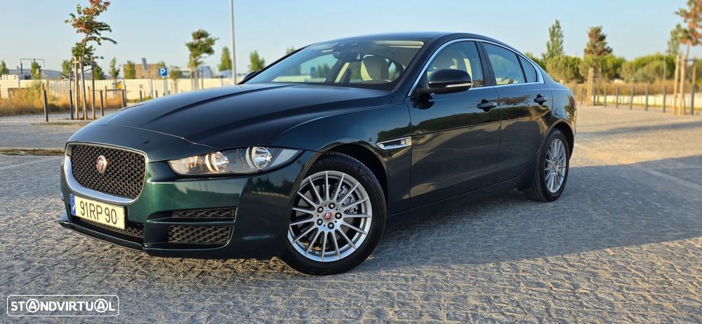 Jaguar XE 2.0 D Portfolio Aut. - 11