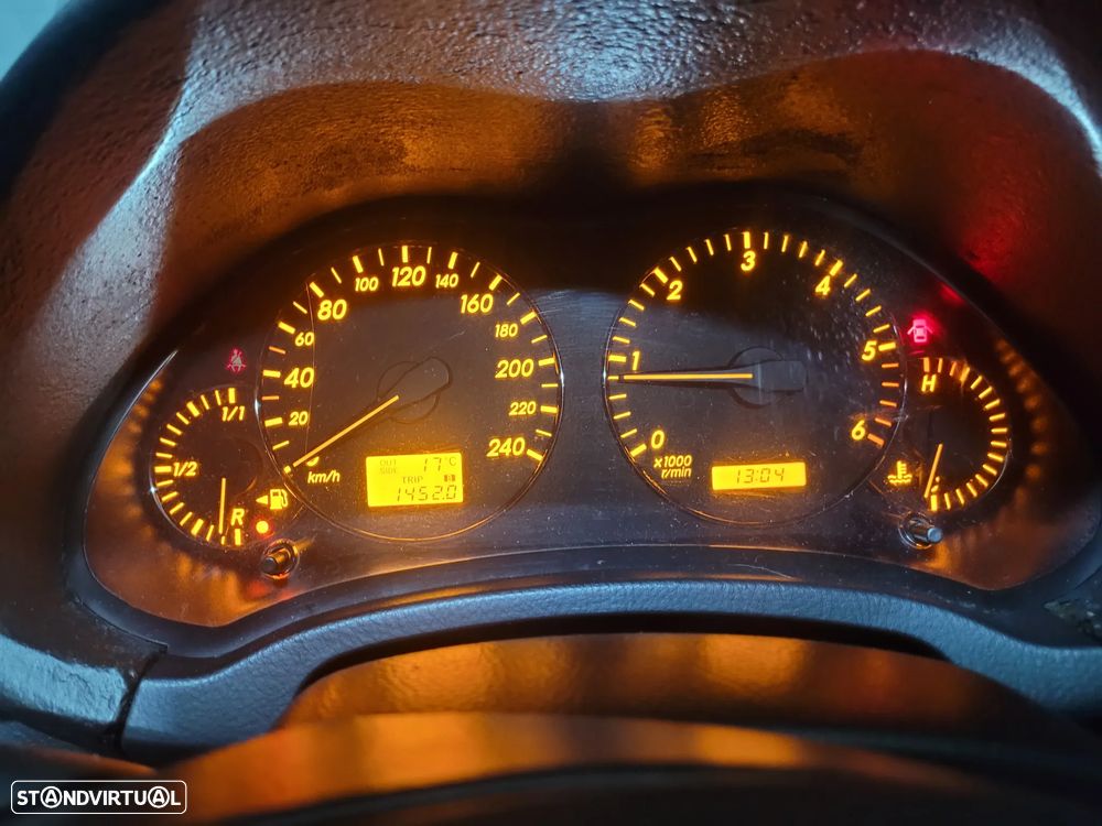 Toyota Avensis SW 2.2 D-4D Sol C/GPS - 13