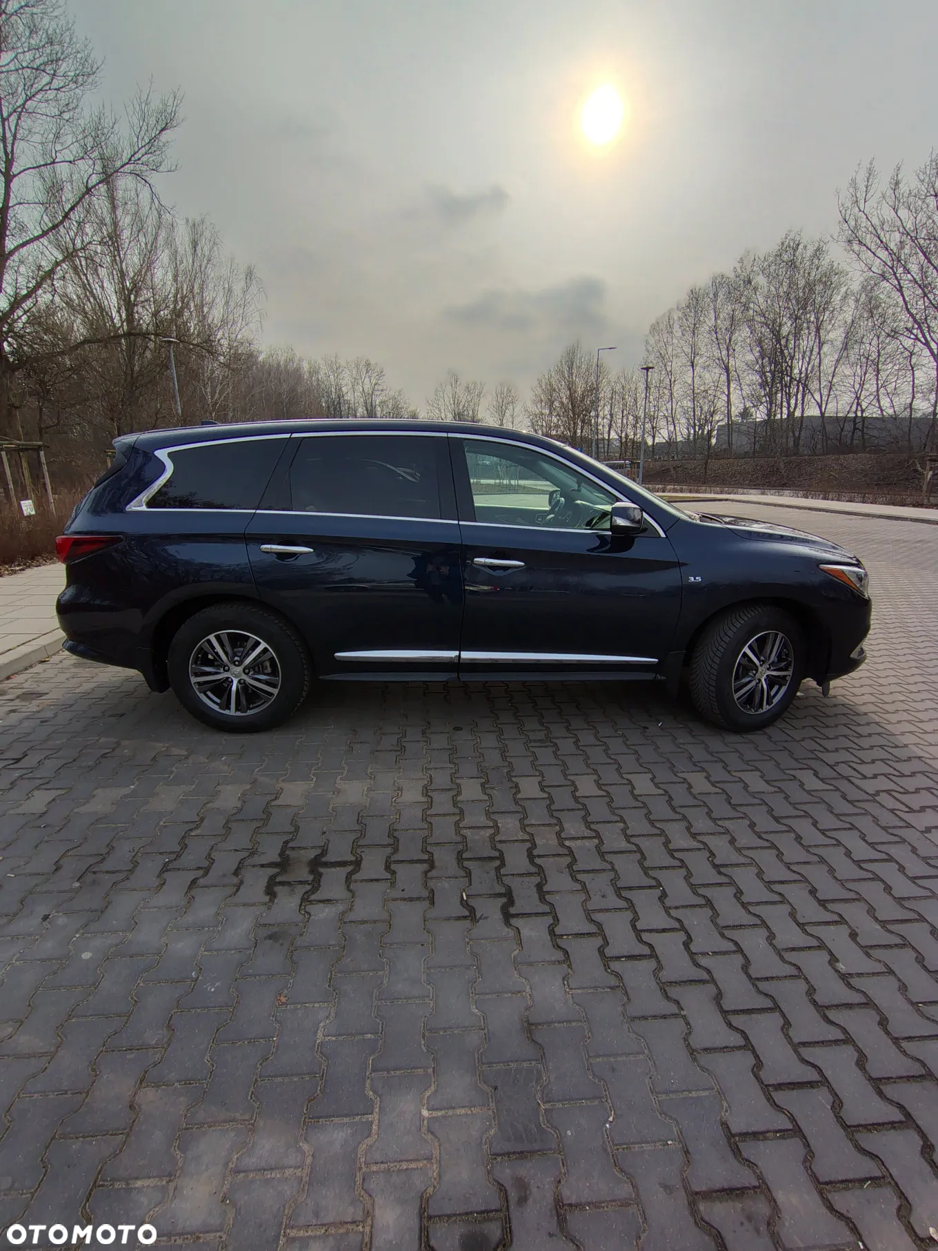 Infiniti QX60 - 8