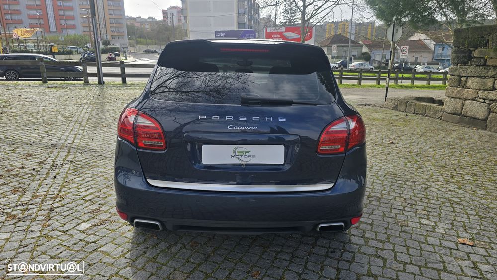 Porsche Cayenne Tiptronic S - 32