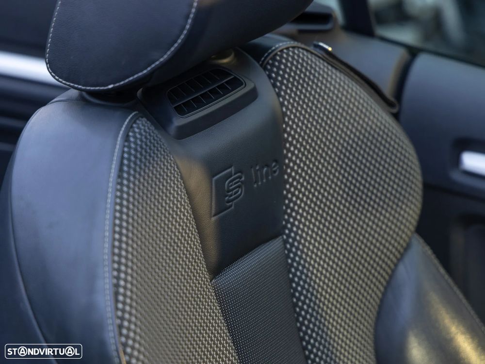 Audi A3 Cabrio 2.0 TDi S-line S tronic - 24