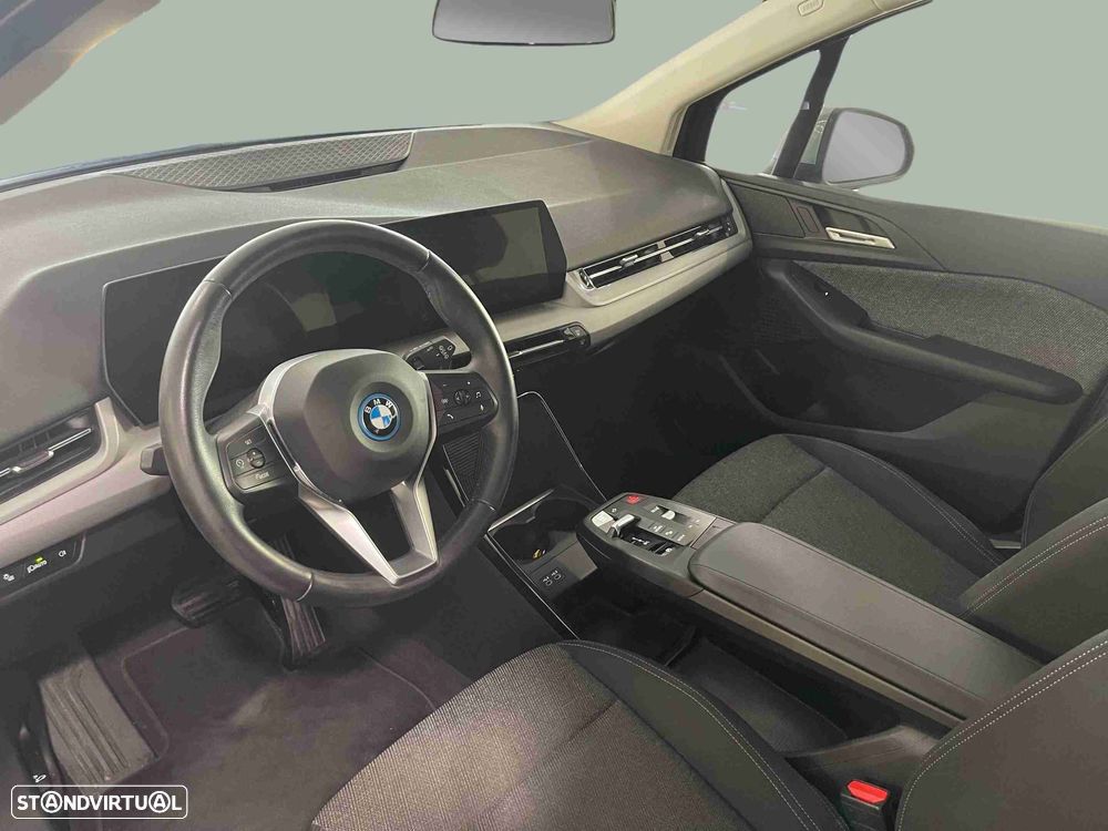 BMW 214 Active Tourer - 8