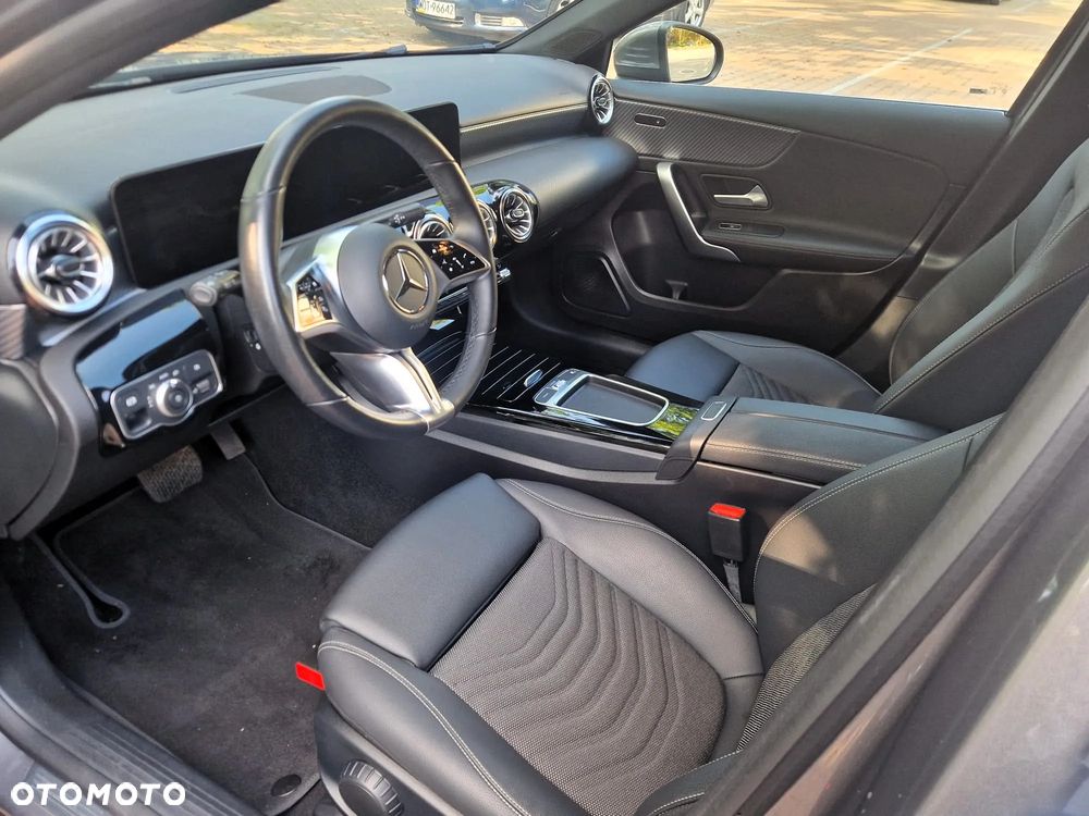 Mercedes-Benz Klasa A 200 Progressive 7G-DCT - 9
