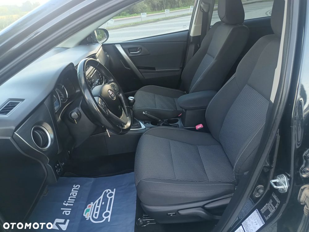 Toyota Auris 1.4 D-4D Life Plus - 19