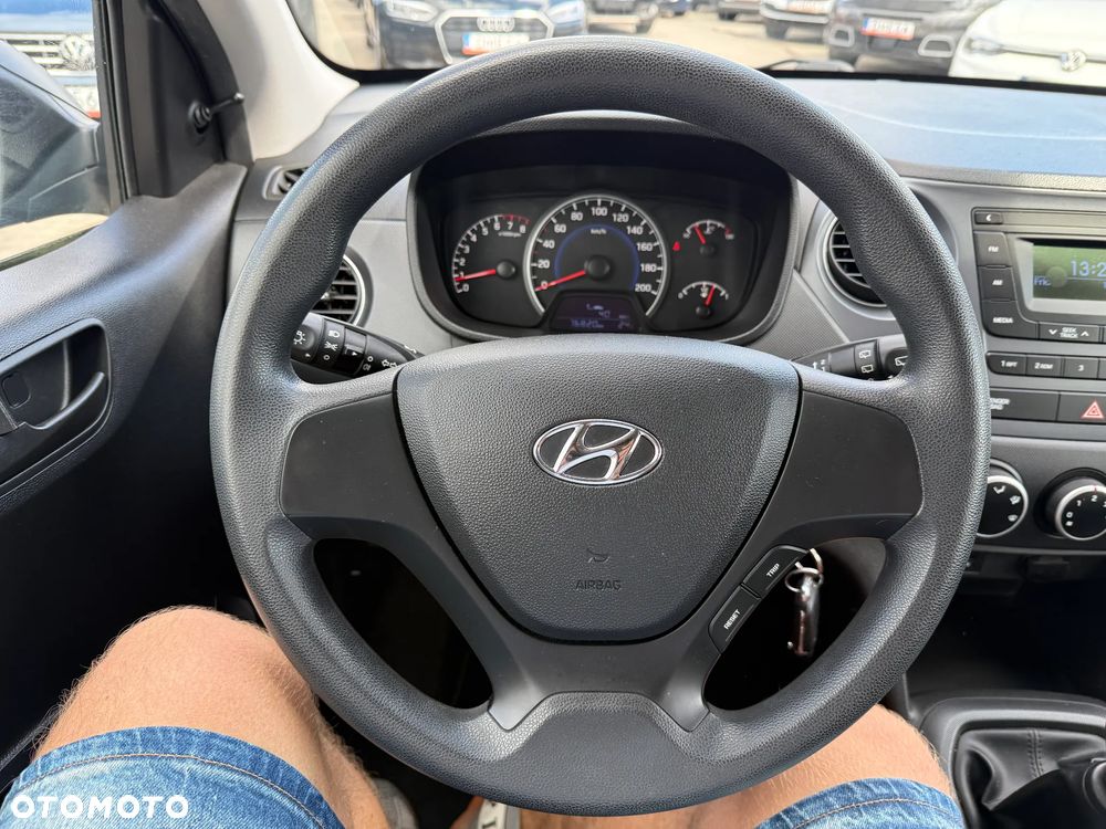 Hyundai i10 1.0 GO - 10