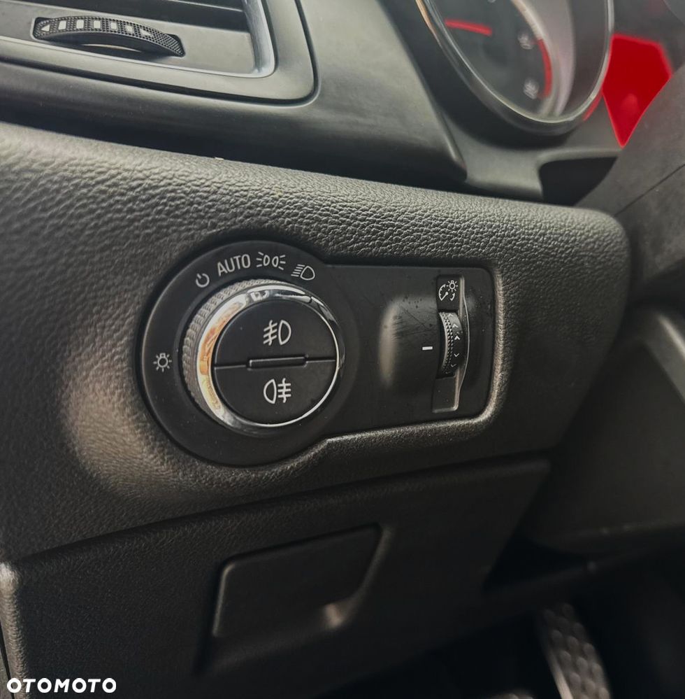 Opel Cascada - 17