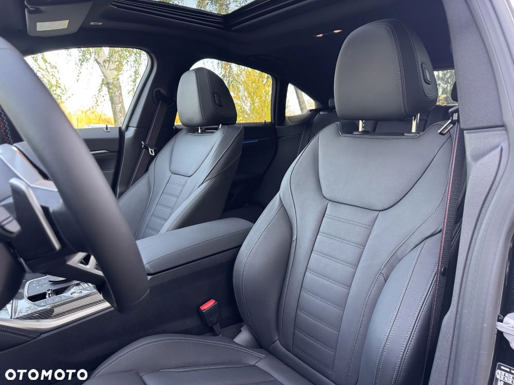 BMW Seria 4 M440i xDrive mHEV - 14