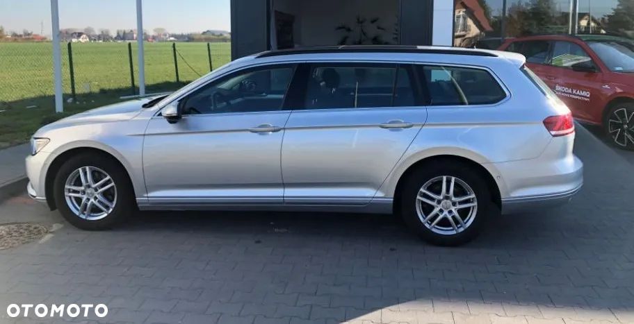 Volkswagen Passat Variant 2.0 TDI SCR Comfortline - 6