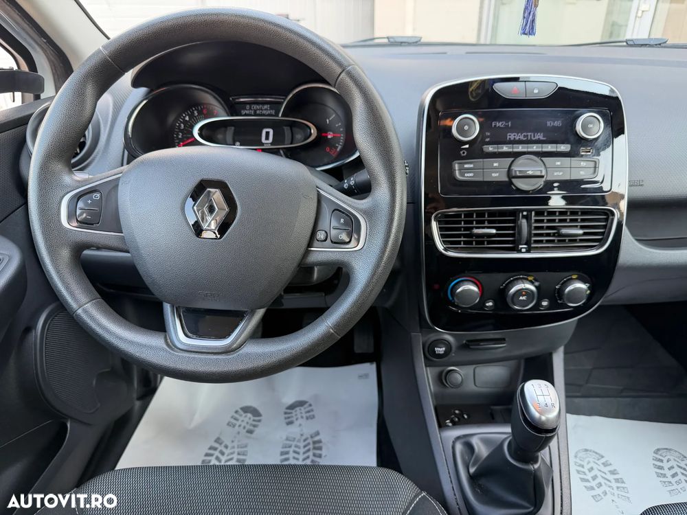 Renault Clio TCe Zen - 11