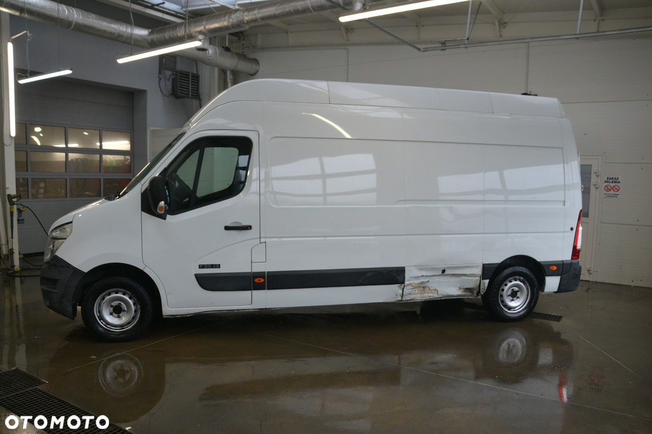 Nissan NV 400 - 4