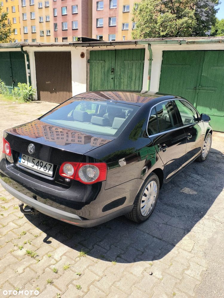 Volkswagen Jetta 1.9 TDI Comfortline - 15