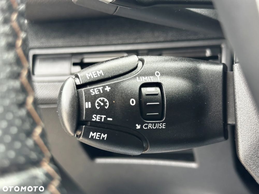 Peugeot 3008 - 28