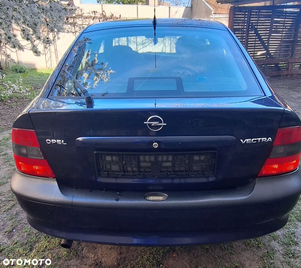 Opel Vectra - 8