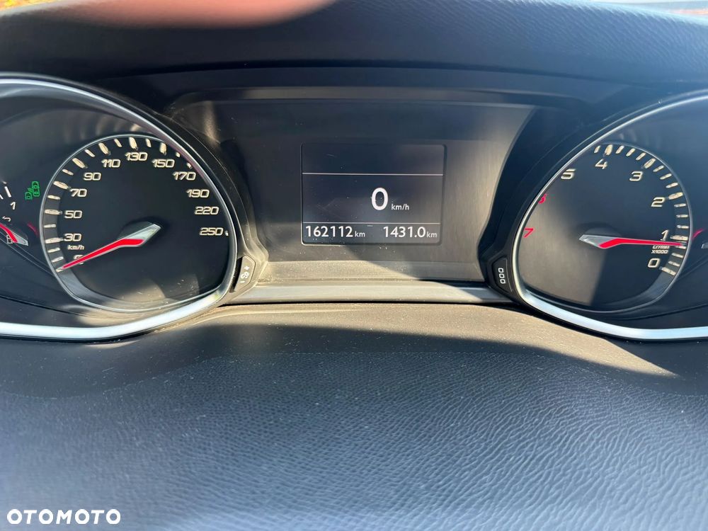 Peugeot 308 - 18