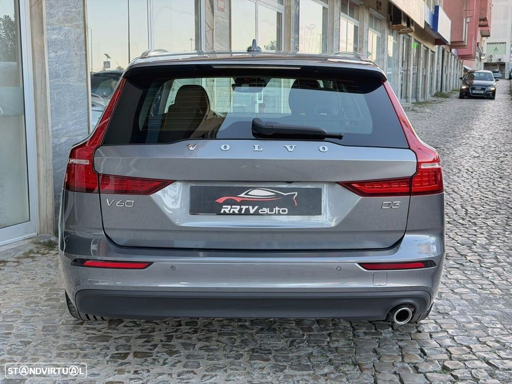Volvo V60 2.0 D3 Momentum - 15