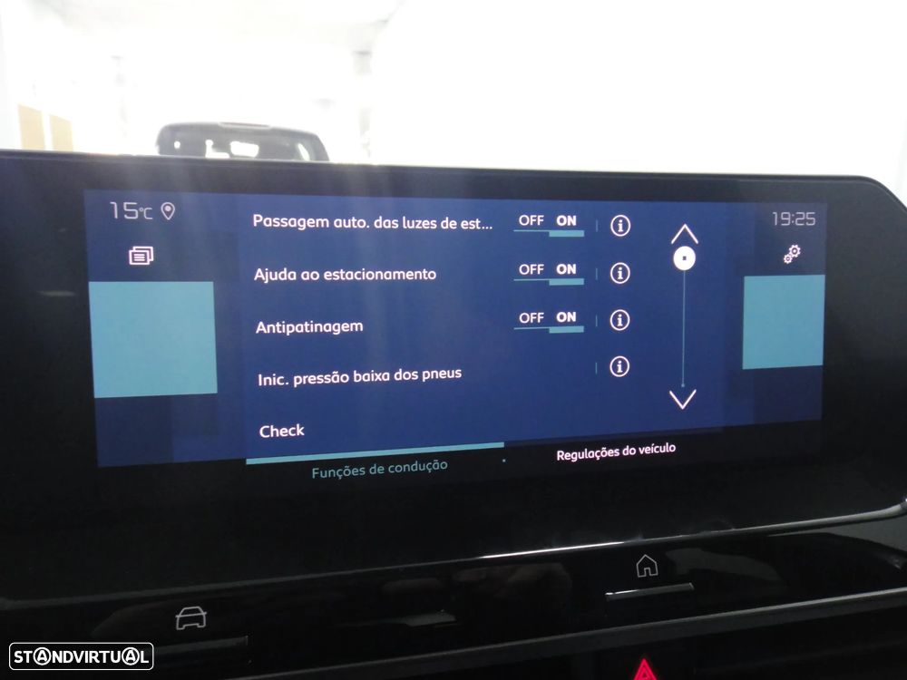 Citroën e-C4 50 kWh Autonomia Conforto Business Edition - 27