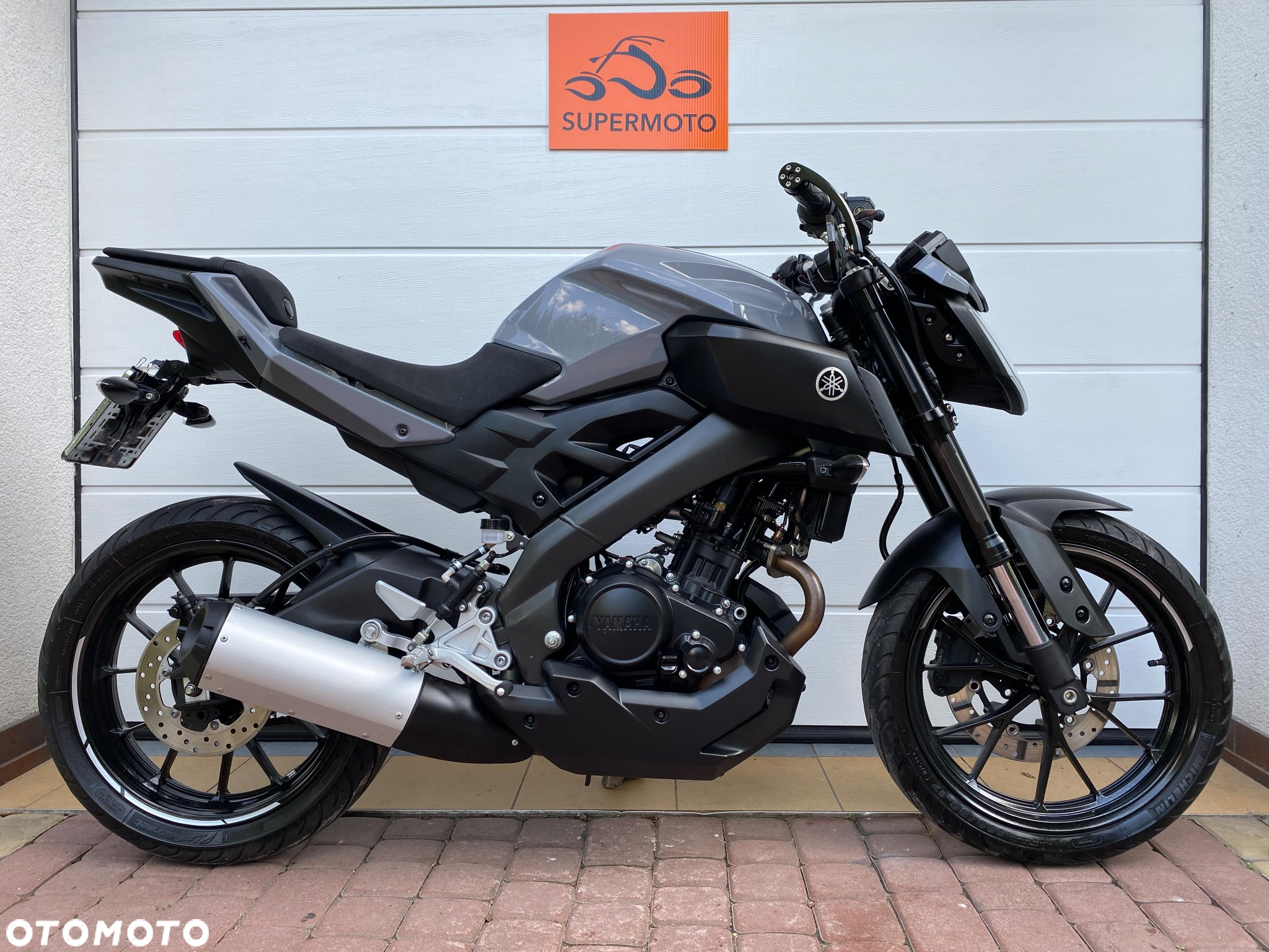 Yamaha MT - 2